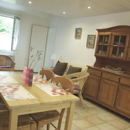 La Vigneronne Holiday home Dijon